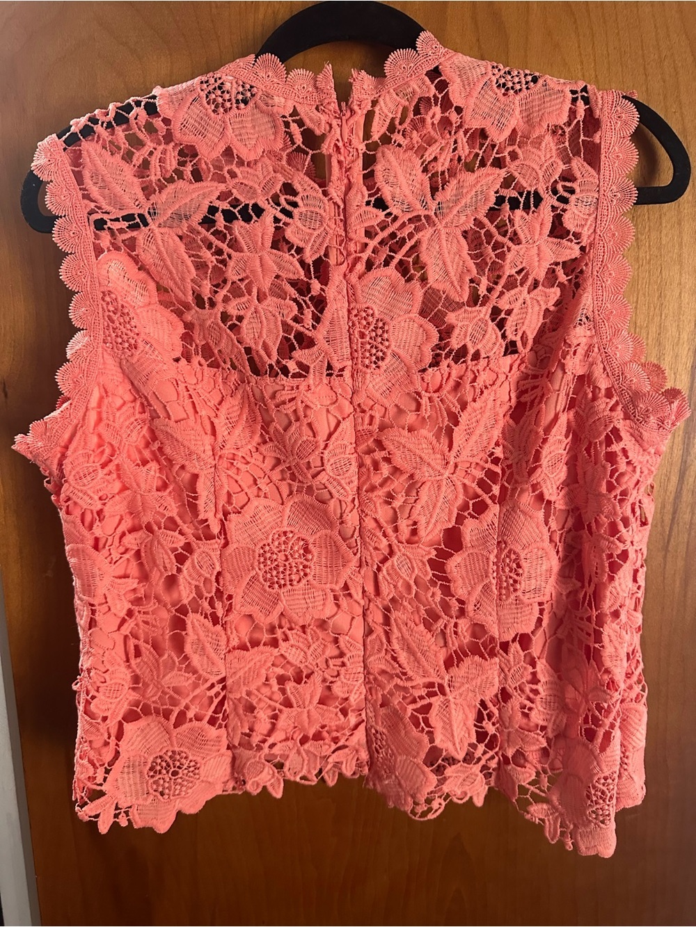 Nanette Lepore Pink Sleeveless Floral Crochet Lace top size large - Picture 4 of 7